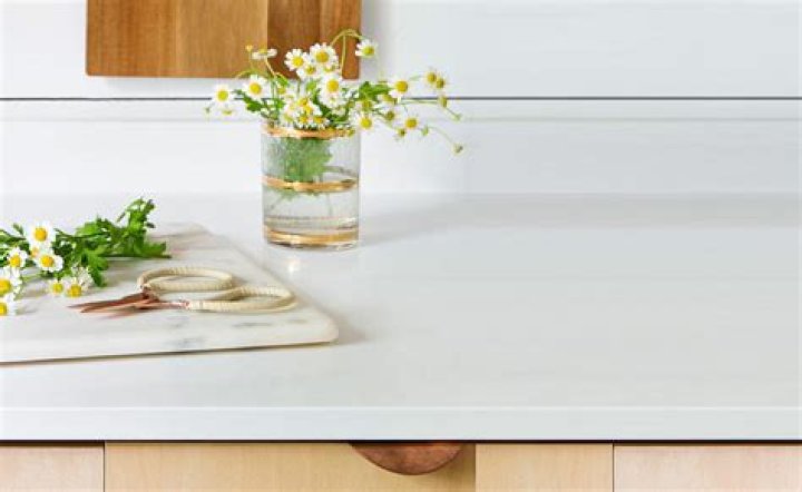 Can you cut on quartz?