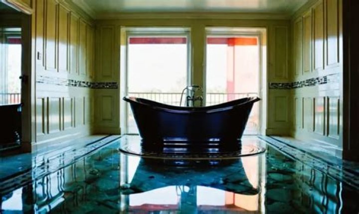 Can you get an STD from a hotel bathtub?