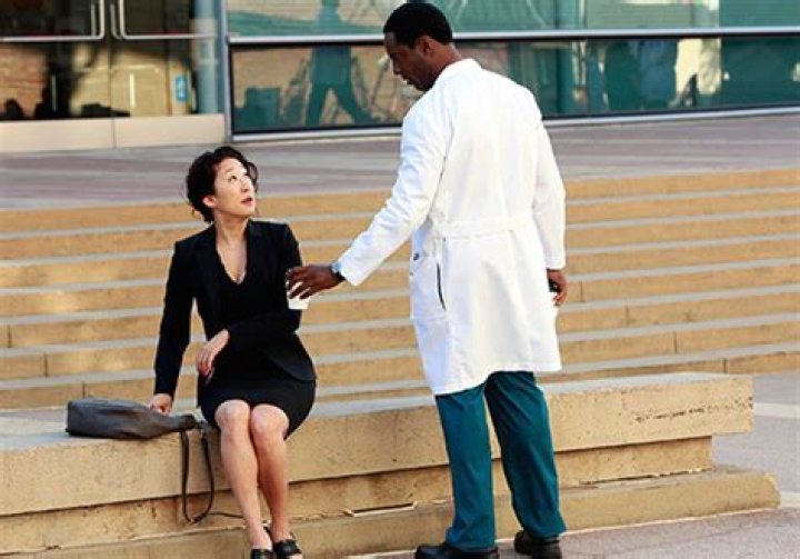 Do Burke and Cristina get back together?