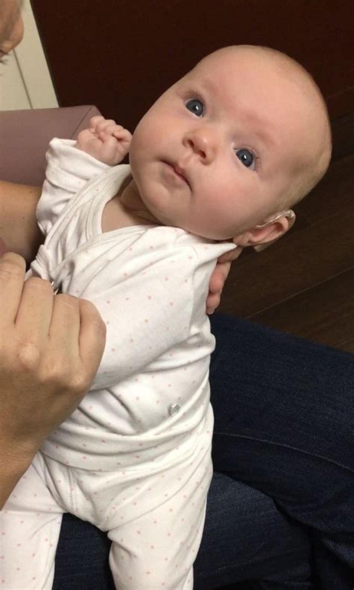 Do deaf babies laugh?
