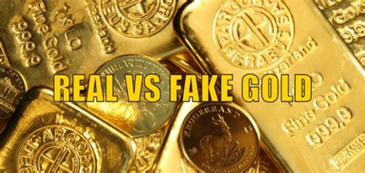 Does fake gold green?