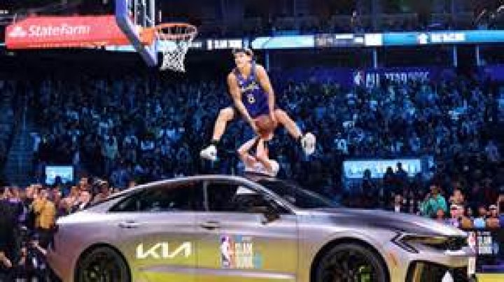 How do short guys dunk?