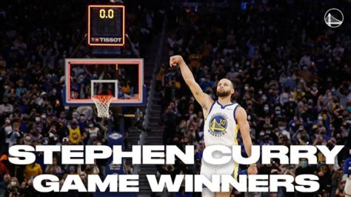 How many 60 pt games does Curry have?