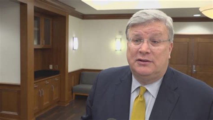 How much does the dean of U of M make?