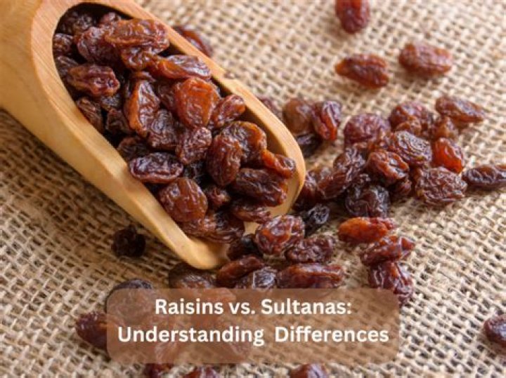 What's the difference between golden raisins and regular raisins?