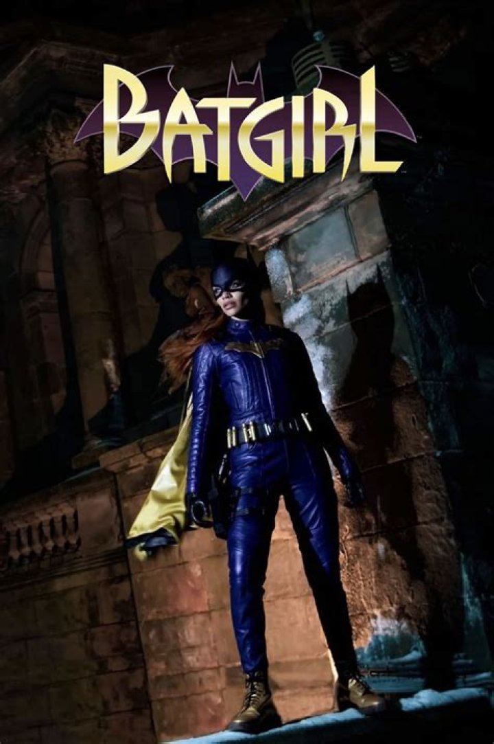 Who is the current Batgirl 2021?